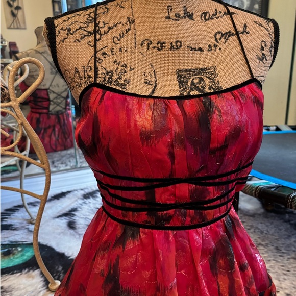 Forever 21 Strapless Red and Black Dress - Picture 4 of 7